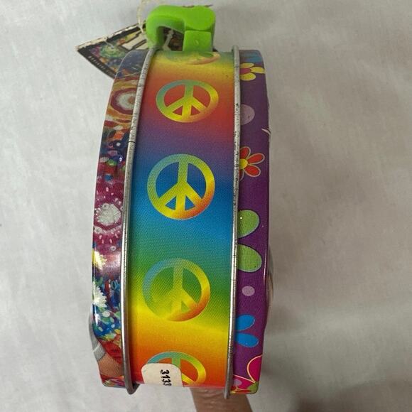 LOVE & CHOCOLATE M&M COLLECTIBLE TIN TIE DYE/PEACE 4”green handle yellow M&M - Picture 7 of 7